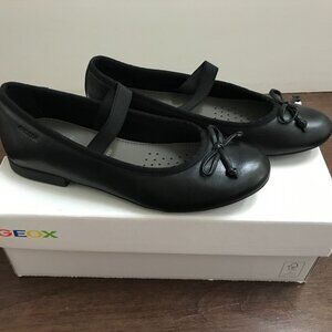 Geox Girls black ballet flats size 1